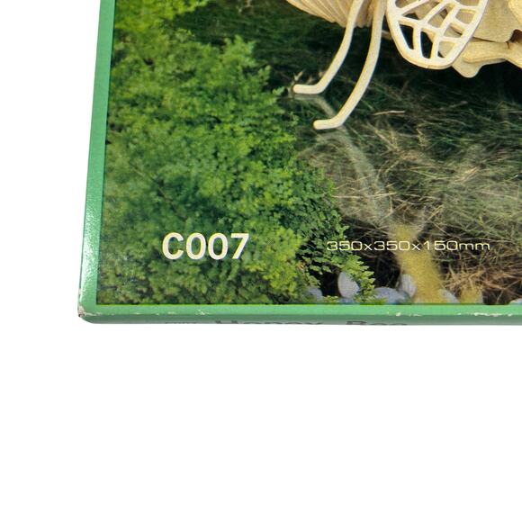 IQ ASSEMBLING PRODUCTS SERIES Wooden 3D Honey Bee Puzzle Model Kit NEW C007 - Picture 3 of 8